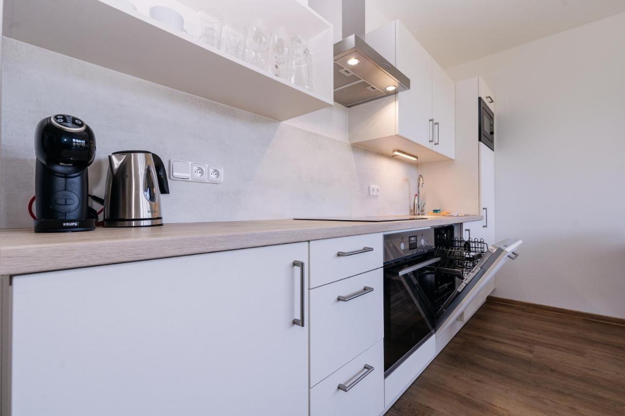 Apartment Enzian Loučná pod Klínovcem Exteriör bild