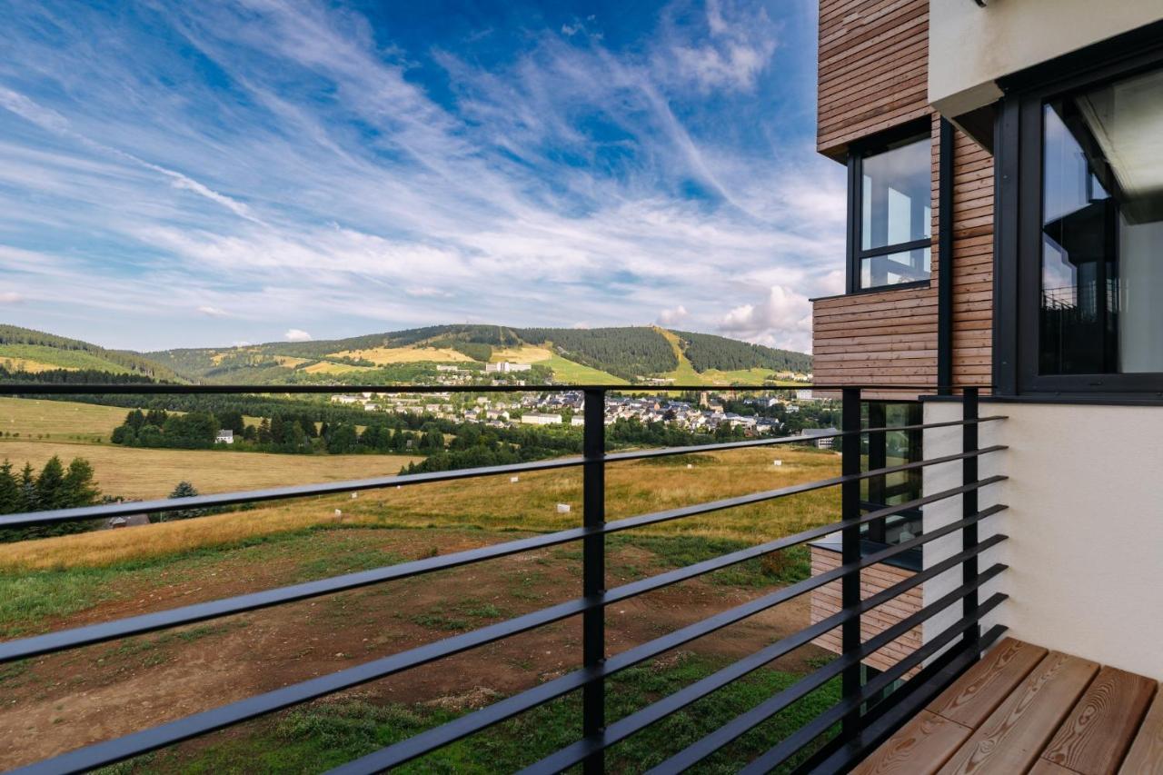 Apartment Enzian Loučná pod Klínovcem Exteriör bild